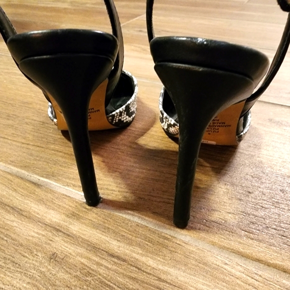 Express Slingback Pumps Pointed Toe - Size 6 - Picture 4 of 5